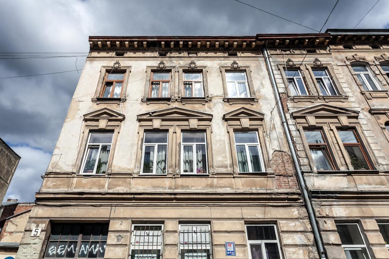 Romantic Apartments-Near Opera House 5/8 Lviv Extérieur photo